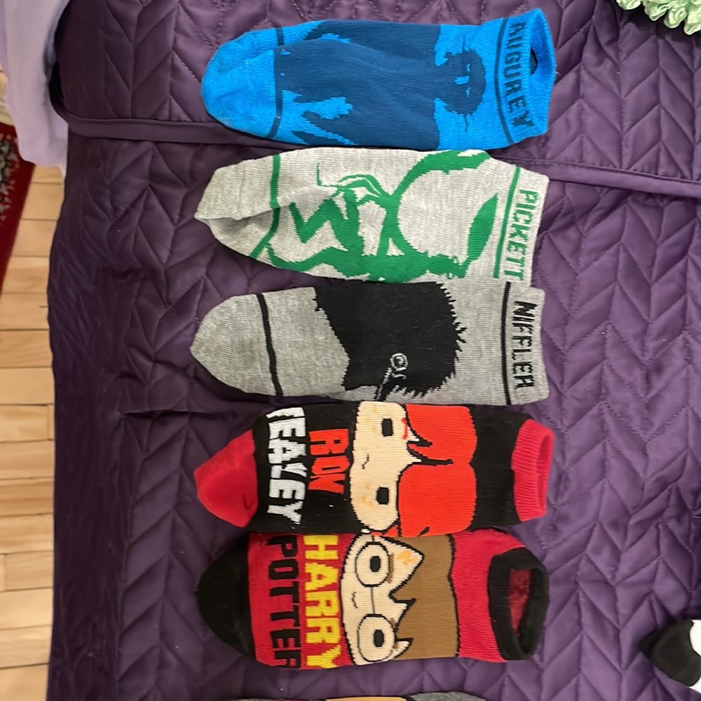 10 pairs of Harry Potter (and Fantastic Beasts) ankle socks